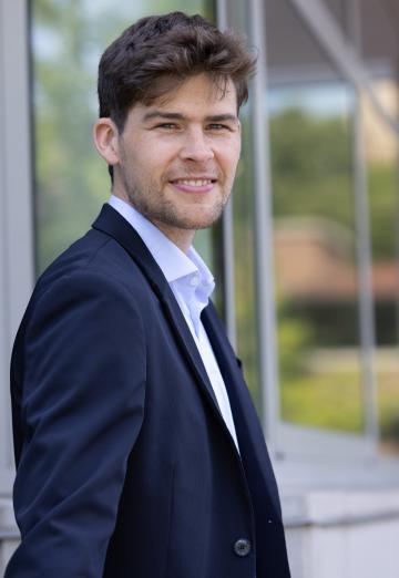 Anders Humlum