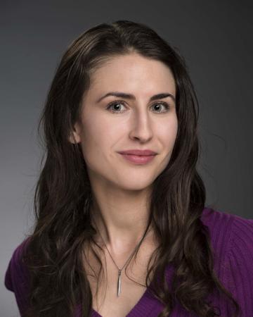 Headshot of Rosanna Smart