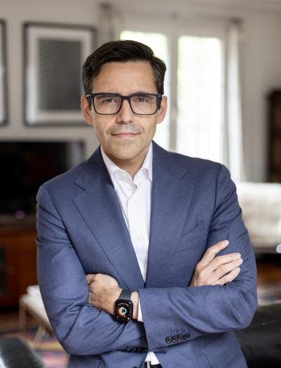 Headshot of Sergio Urzua