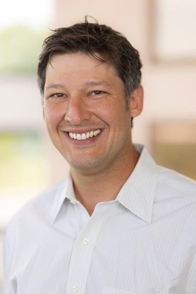 Headshot of Otavio Bartalotti