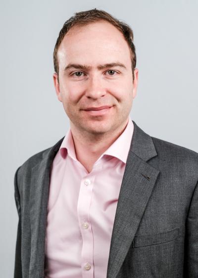 Headshot of Jonathan C. Cribb