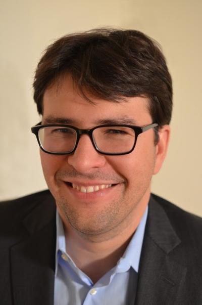 Headshot of Alan Moreira